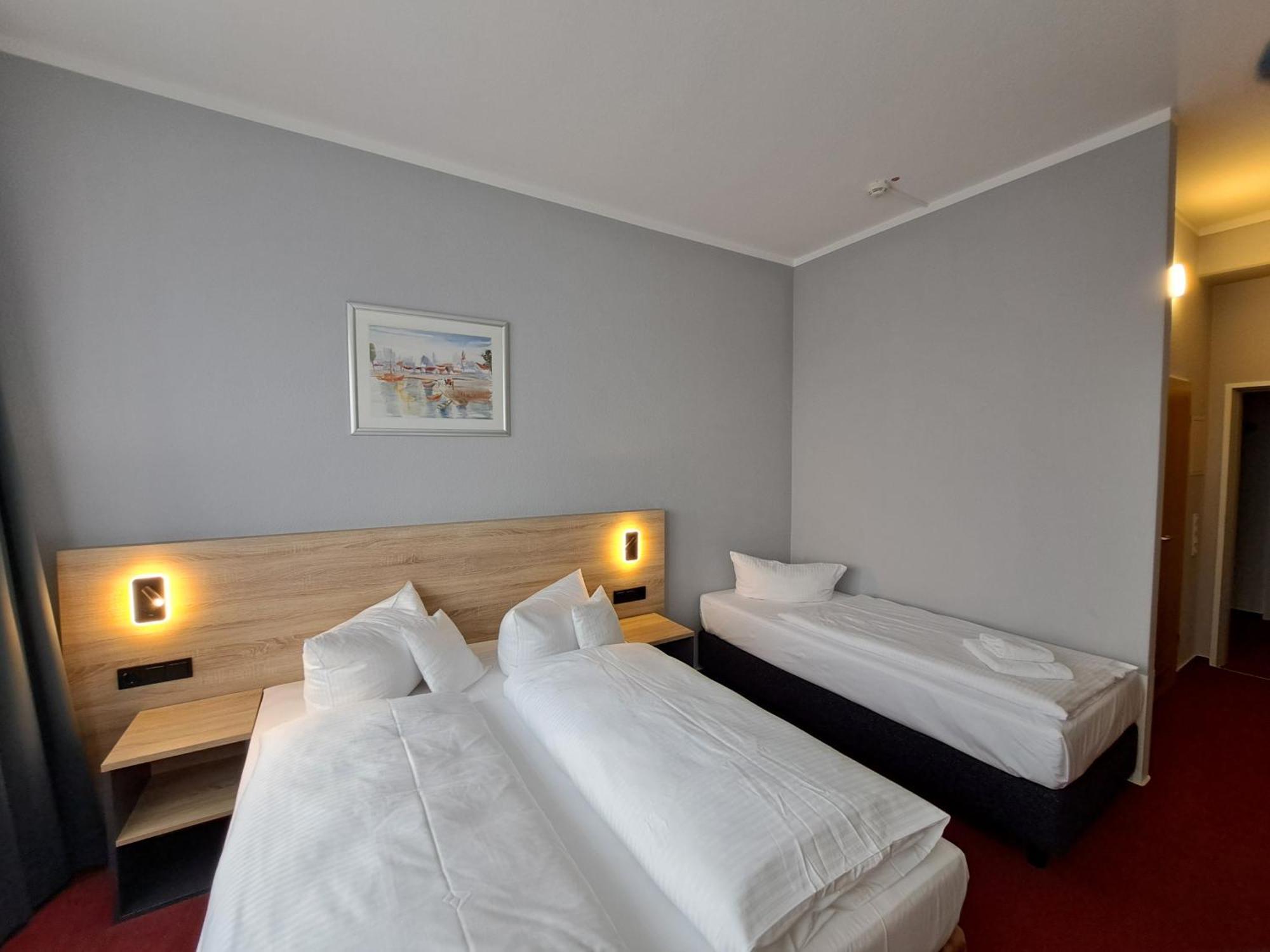 Best Western Comfort Business Hotel Duesseldorf-Neuss Exterior photo